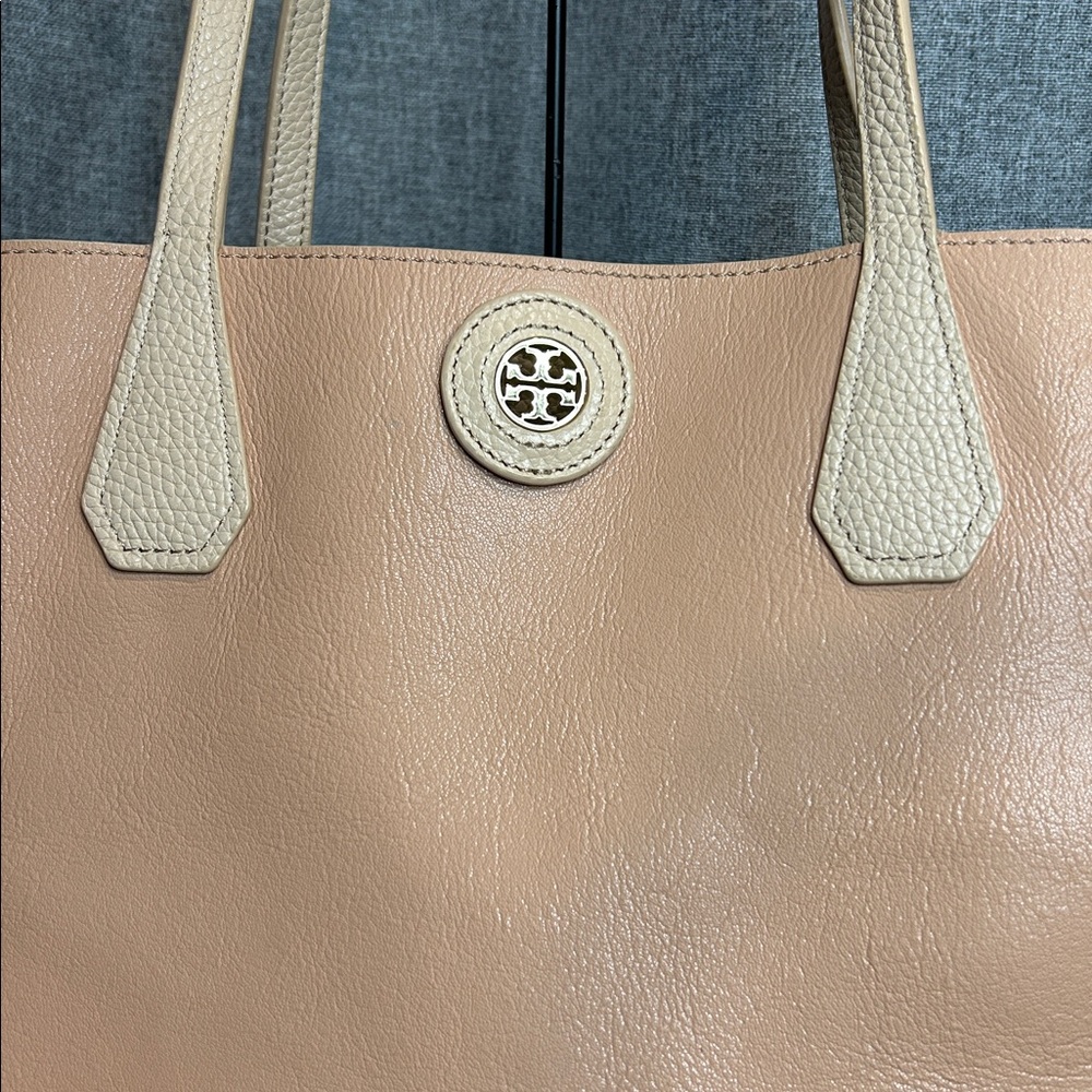 Rehab Tory Burch Tote Bag - Picture 9 of 17